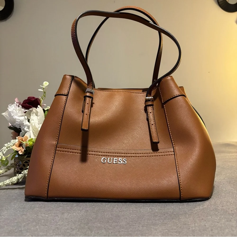 Guess Tan Tote Bag with Structured Design